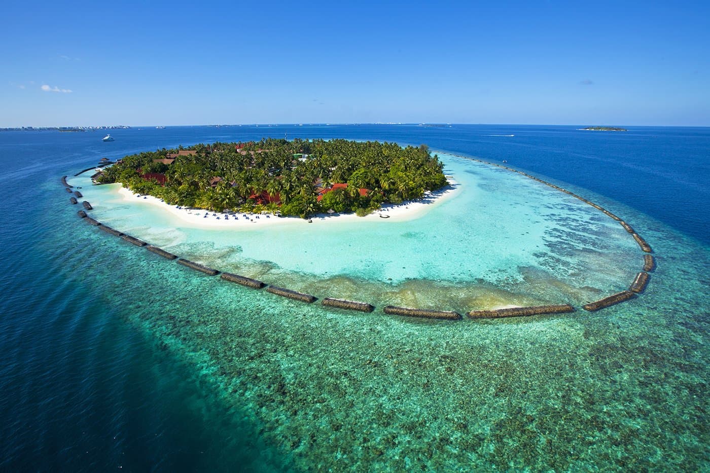 Жаркое новогоднее настроение в Kurumba Maldives