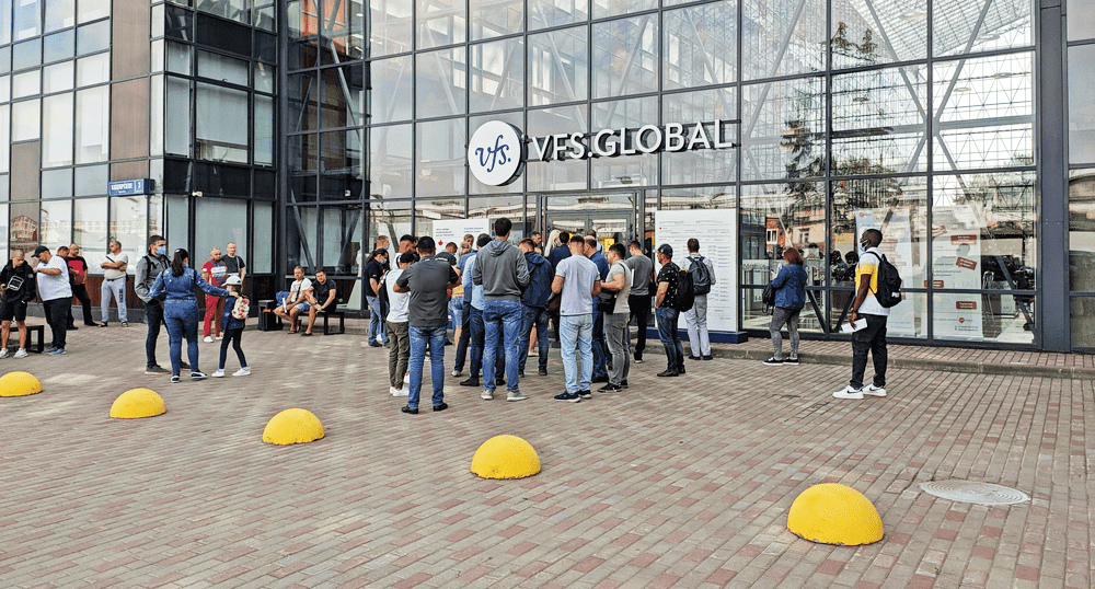 VFS Global рекомендует: как не попасть на визовых мошенников